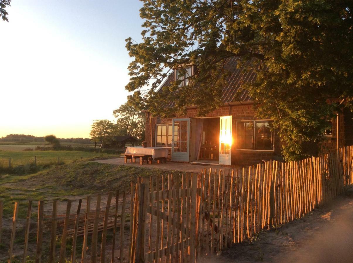 Unique Place On The River Waal Heerewaarden エクステリア 写真